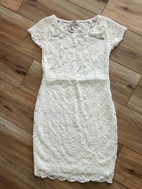Ci Sono White Lace Cap-Sleeve Mini Dress Size Medium Beach Wedding Bachelorette
